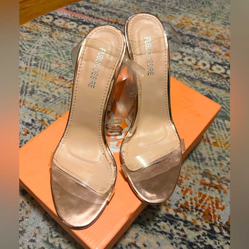 Chunky heel dress shoe